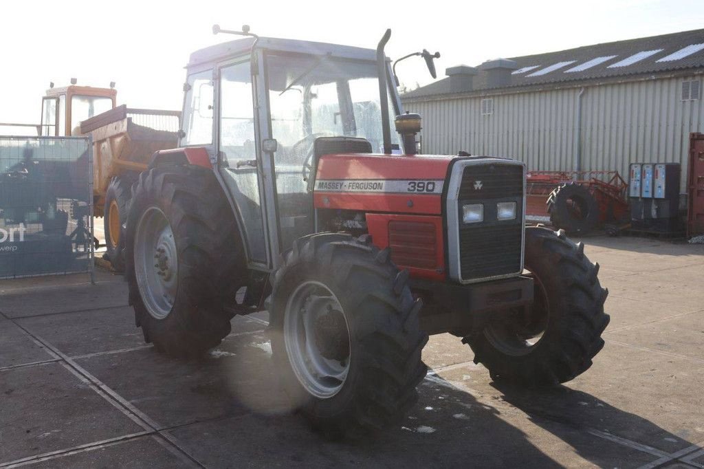 Traktor typu Massey Ferguson 390, Gebrauchtmaschine v Antwerpen (Obrázek 8)