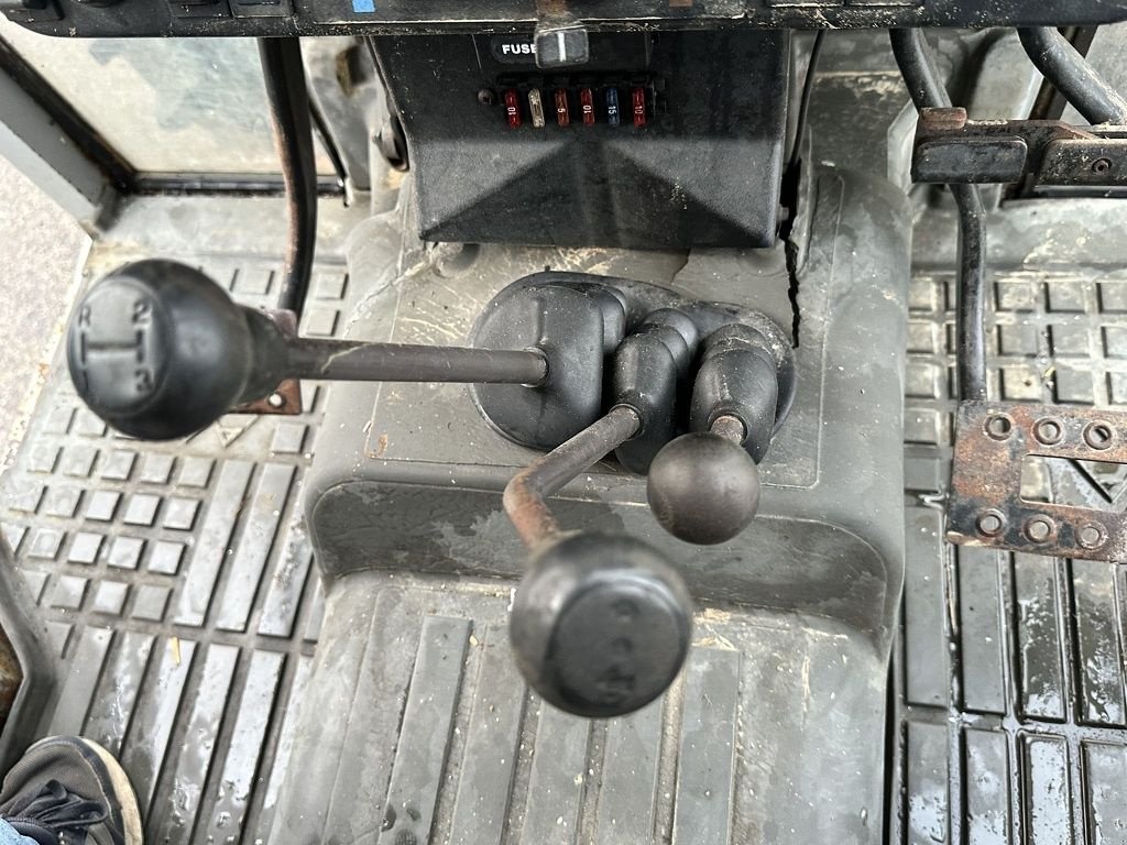 Traktor van het type Massey Ferguson 390, Gebrauchtmaschine in Callantsoog (Foto 7)