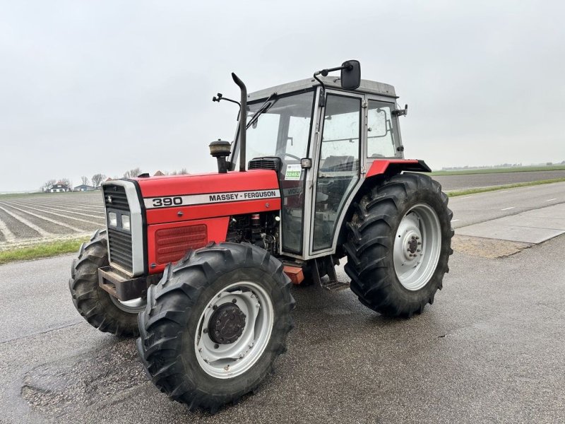 Traktor van het type Massey Ferguson 390, Gebrauchtmaschine in Callantsoog (Foto 1)
