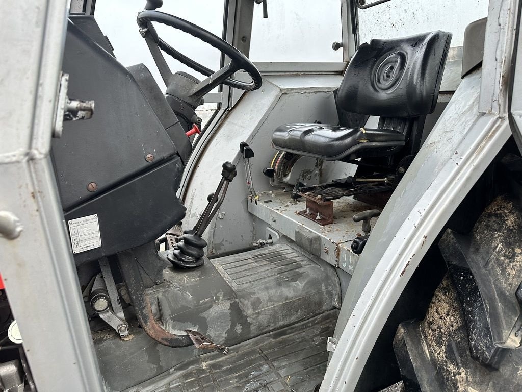 Traktor van het type Massey Ferguson 390, Gebrauchtmaschine in Callantsoog (Foto 4)