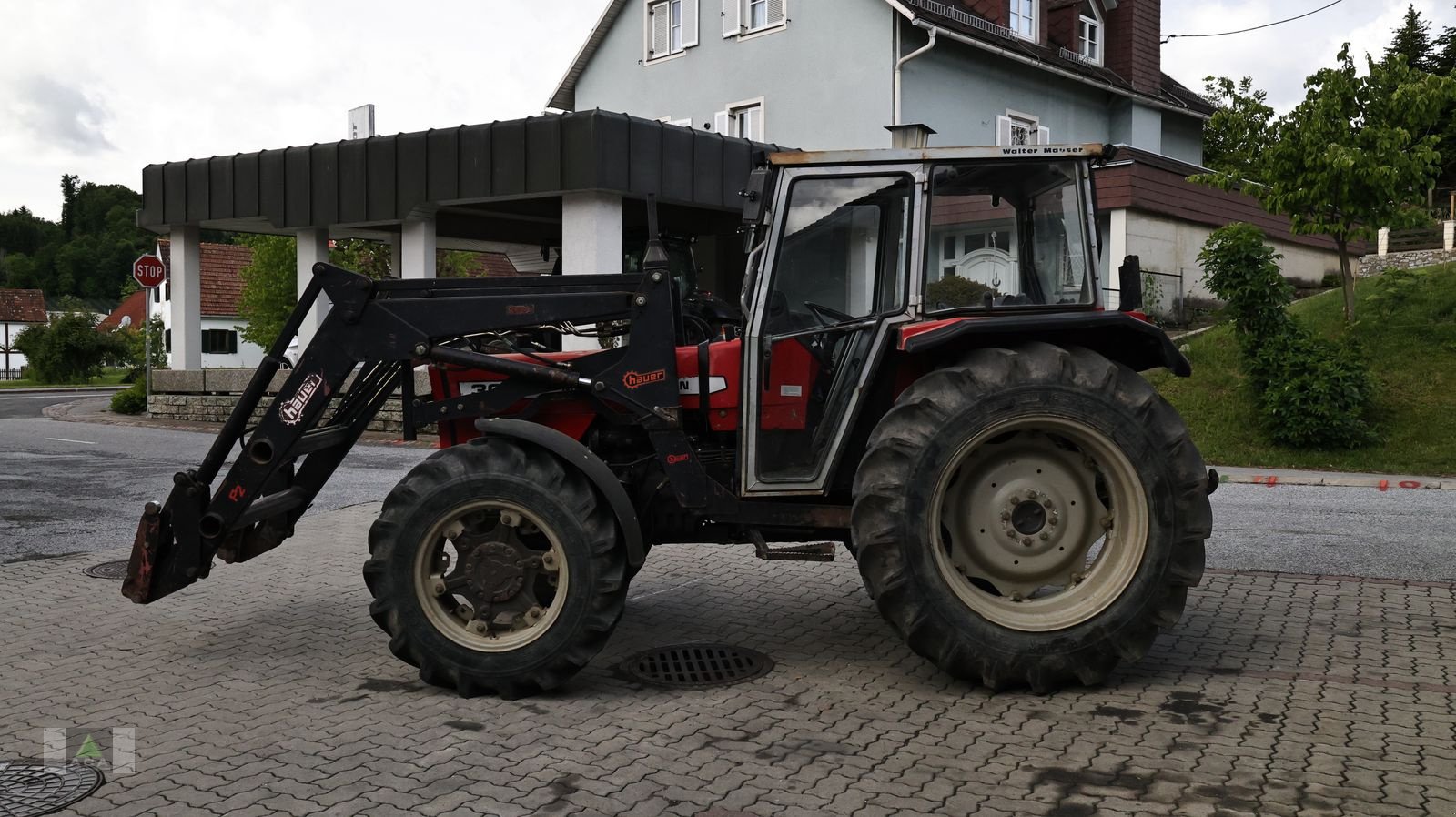 Traktor типа Massey Ferguson 393-4, Gebrauchtmaschine в Markt Hartmannsdorf (Фотография 4)