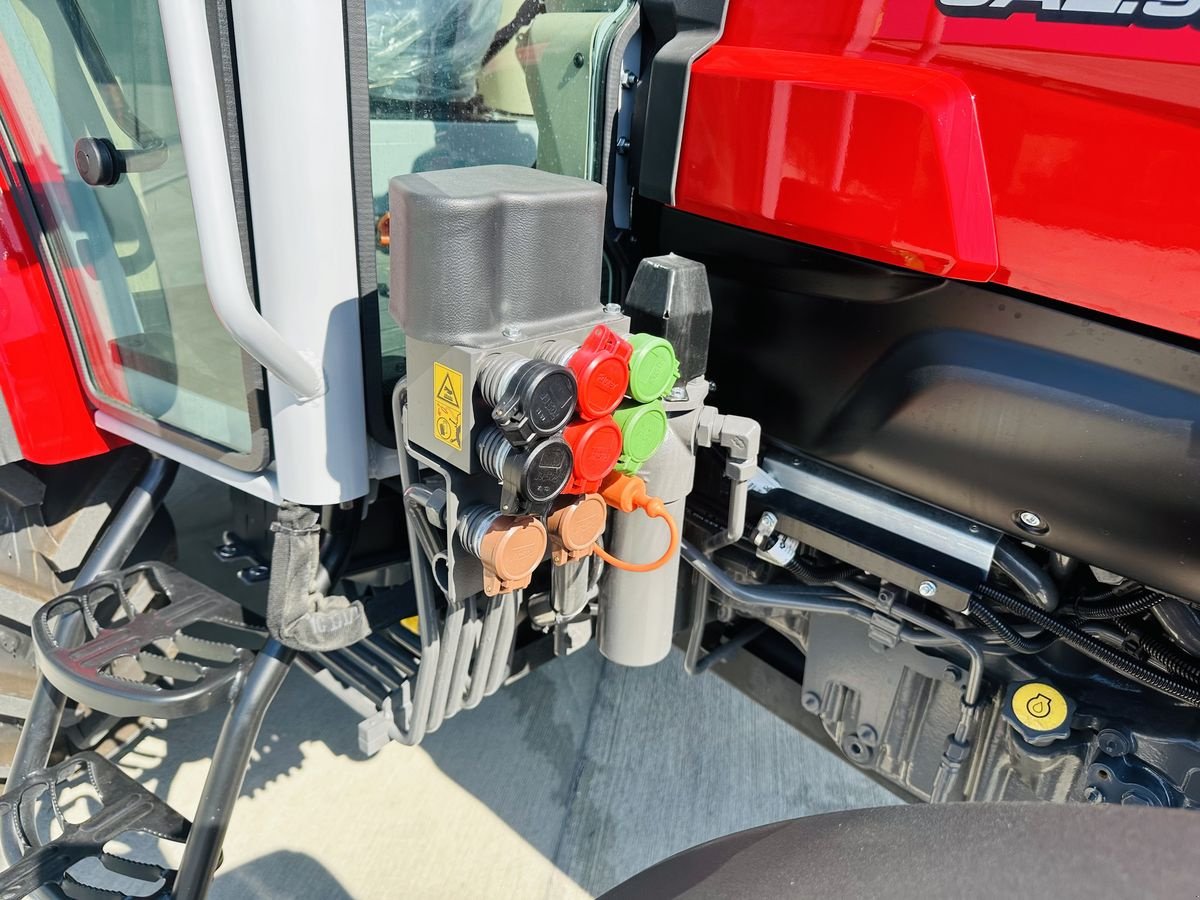 Traktor of the type Massey Ferguson 3AL.95 Efficient, Neumaschine in Hohenruppersdorf (Picture 5)