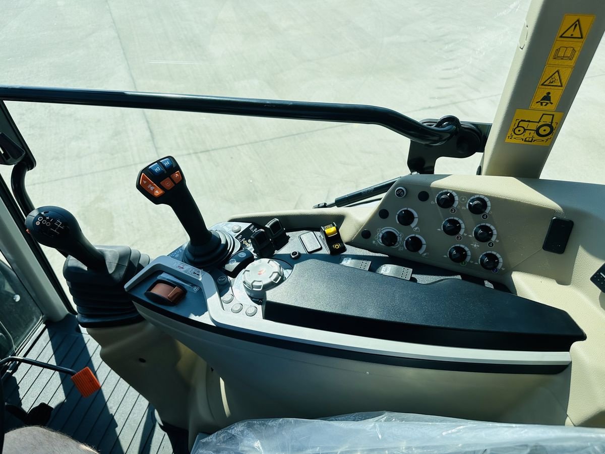 Traktor типа Massey Ferguson 3FR.95, Neumaschine в Hohenruppersdorf (Фотография 16)