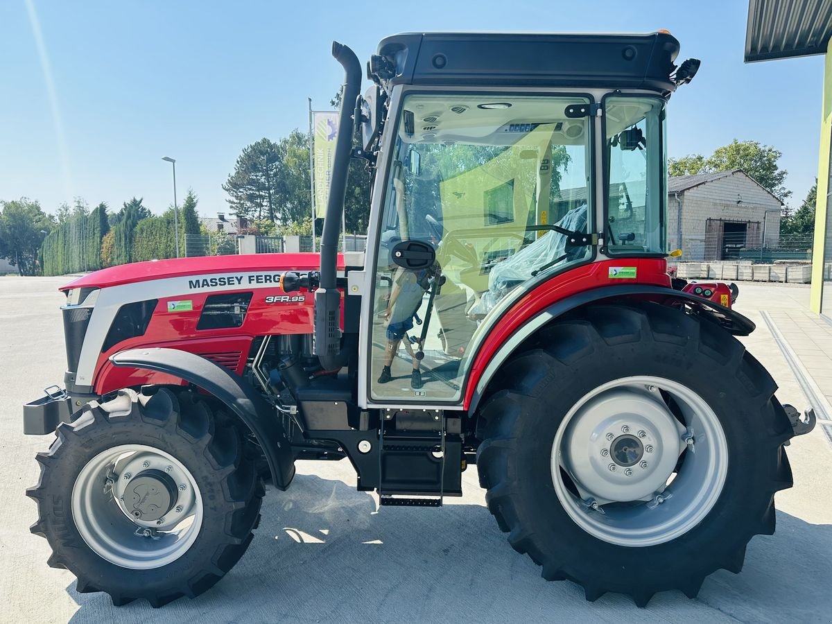 Traktor типа Massey Ferguson 3FR.95, Neumaschine в Hohenruppersdorf (Фотография 13)