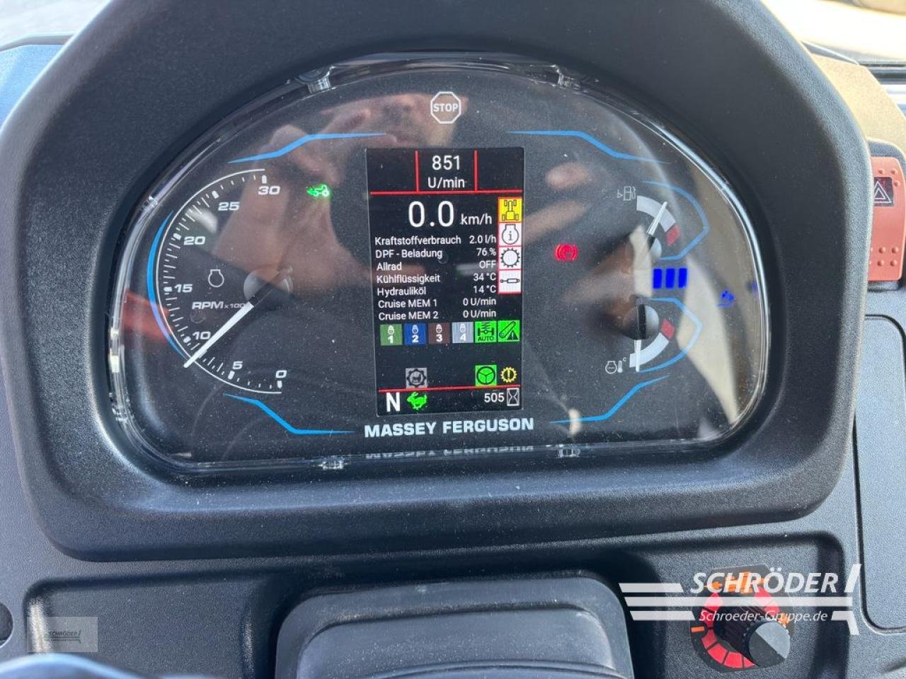 Traktor типа Massey Ferguson 3SP.85 CAB EFFICIENT, Neumaschine в Wildeshausen (Фотография 2)