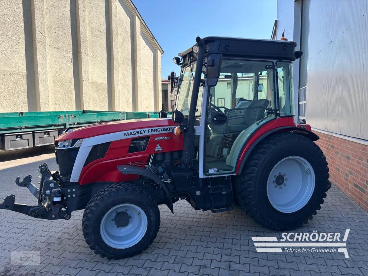 Traktor типа Massey Ferguson 3SP.85 CAB EFFICIENT, Neumaschine в Wildeshausen (Фотография 23)