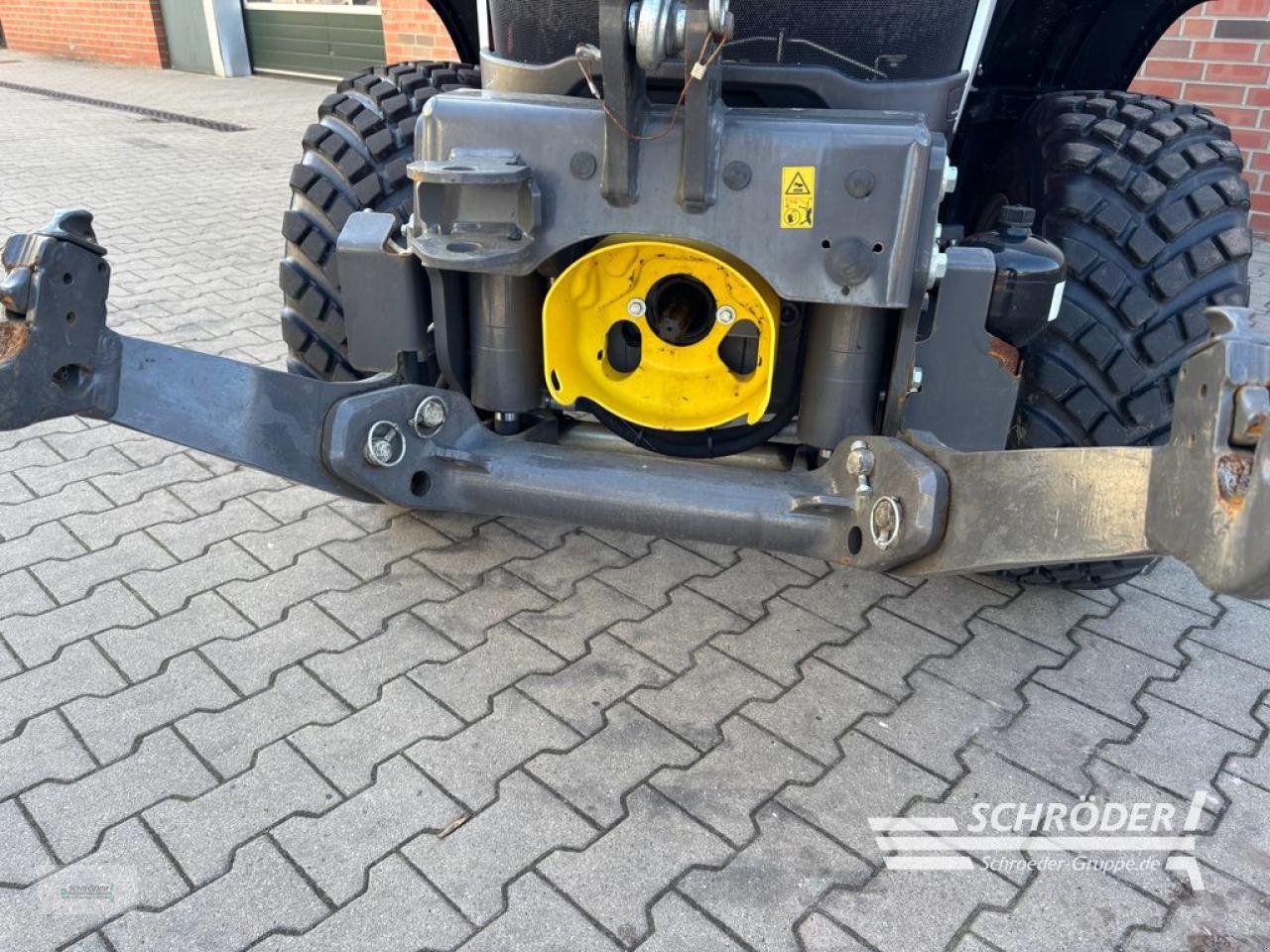 Traktor типа Massey Ferguson 3SP.85 CAB EFFICIENT, Neumaschine в Wildeshausen (Фотография 25)