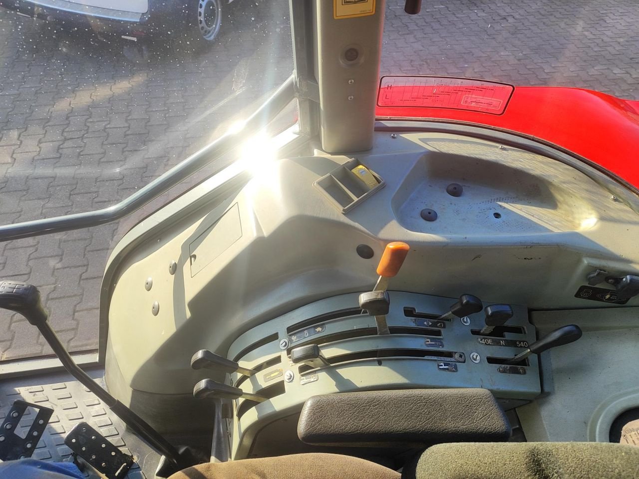 Traktor typu Massey Ferguson 4215, Gebrauchtmaschine v Rouveen (Obrázek 5)