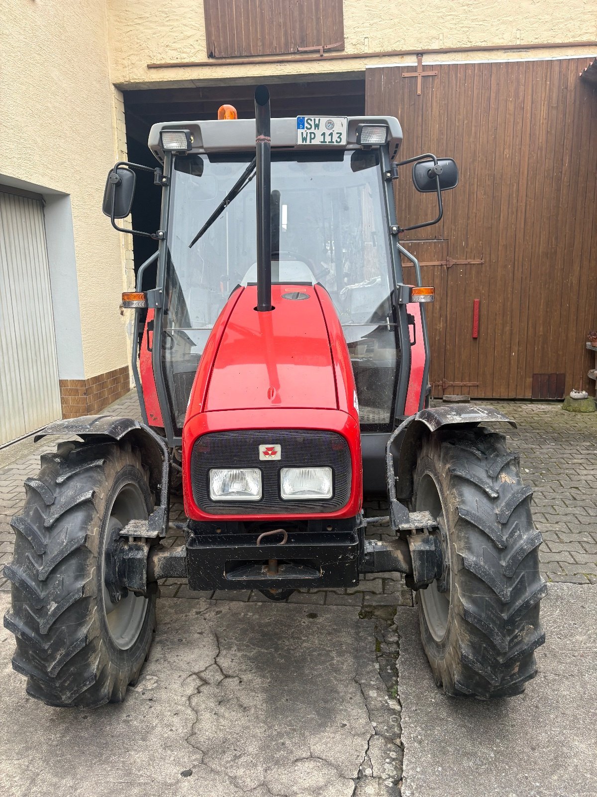 Traktor tipa Massey Ferguson 4215, Gebrauchtmaschine u Stammheim (Slika 2)
