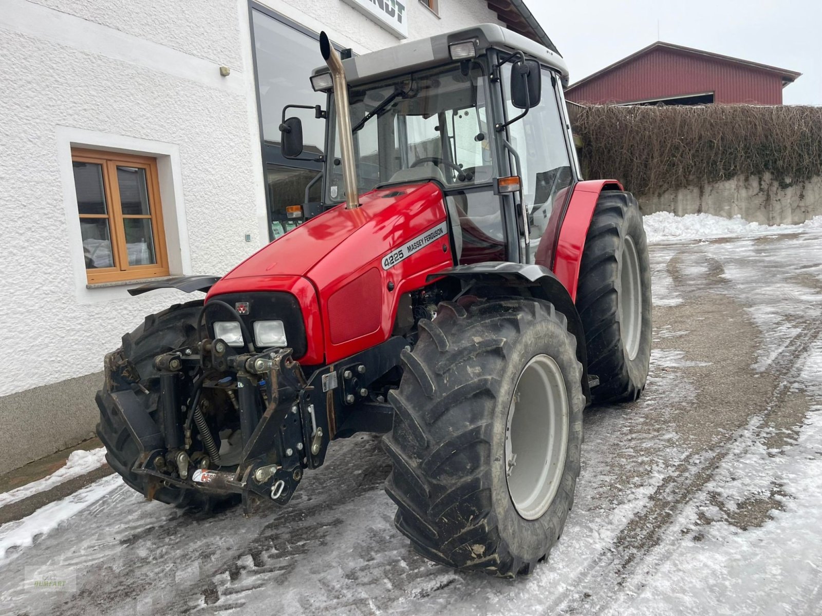 Traktor типа Massey Ferguson 4225-4, Gebrauchtmaschine в Bad Leonfelden (Фотография 3)