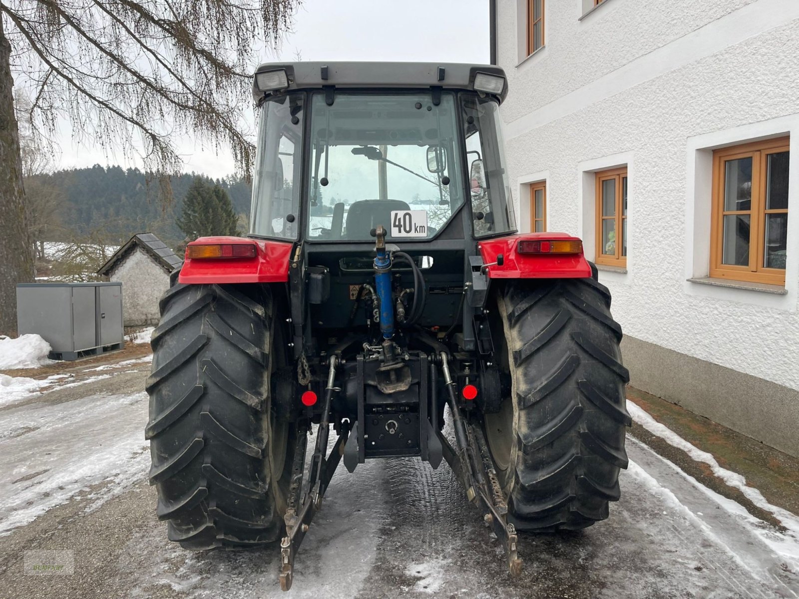 Traktor типа Massey Ferguson 4225-4, Gebrauchtmaschine в Bad Leonfelden (Фотография 8)