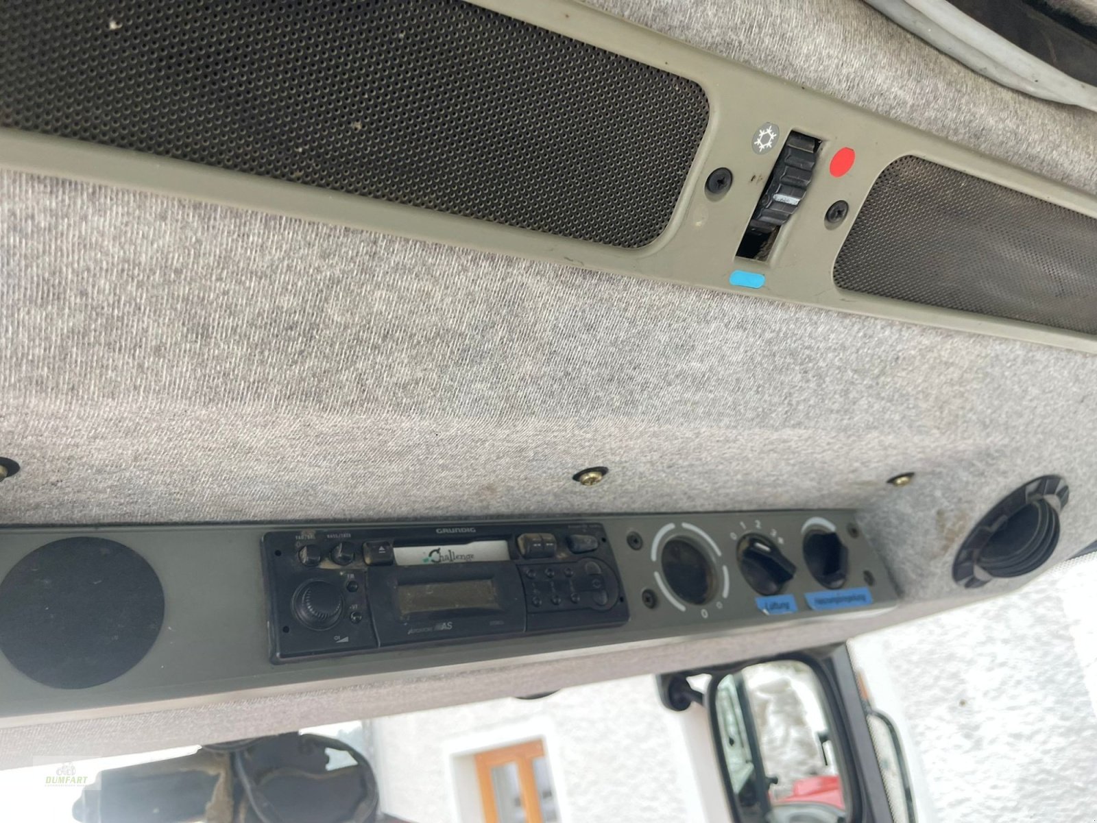 Traktor типа Massey Ferguson 4225-4, Gebrauchtmaschine в Bad Leonfelden (Фотография 19)