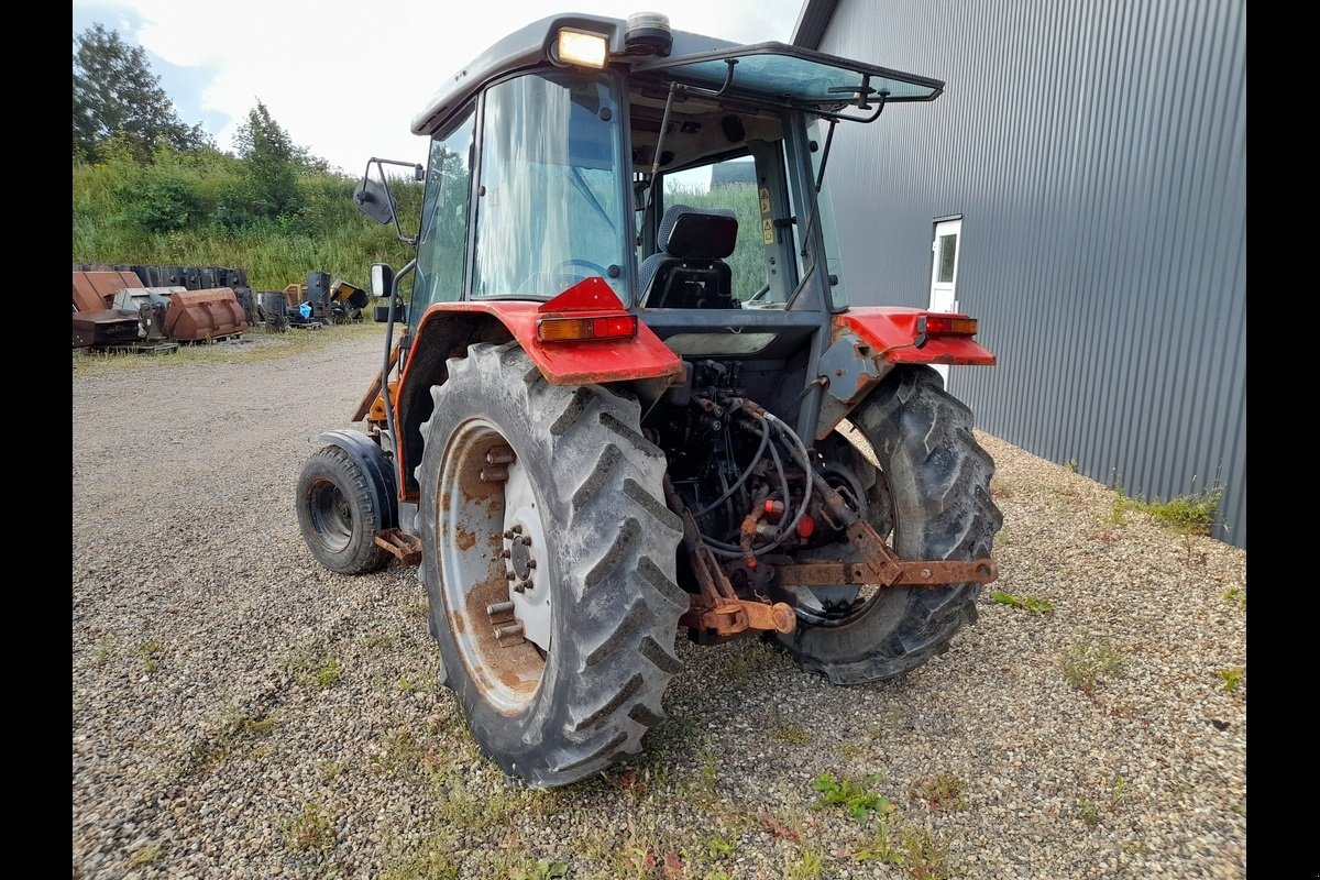 Traktor des Typs Massey Ferguson 4225, Gebrauchtmaschine in Viborg (Bild 4)