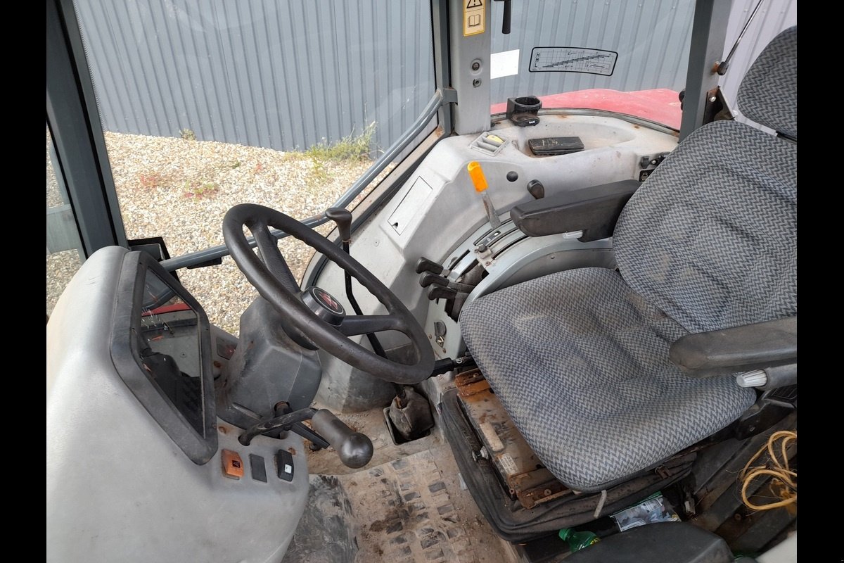 Traktor des Typs Massey Ferguson 4225, Gebrauchtmaschine in Viborg (Bild 5)