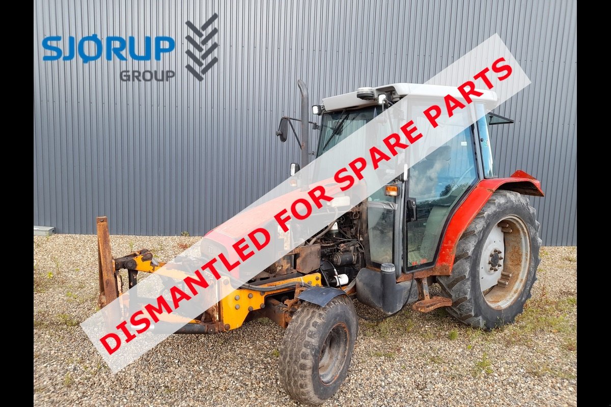 Traktor des Typs Massey Ferguson 4225, Gebrauchtmaschine in Viborg (Bild 1)