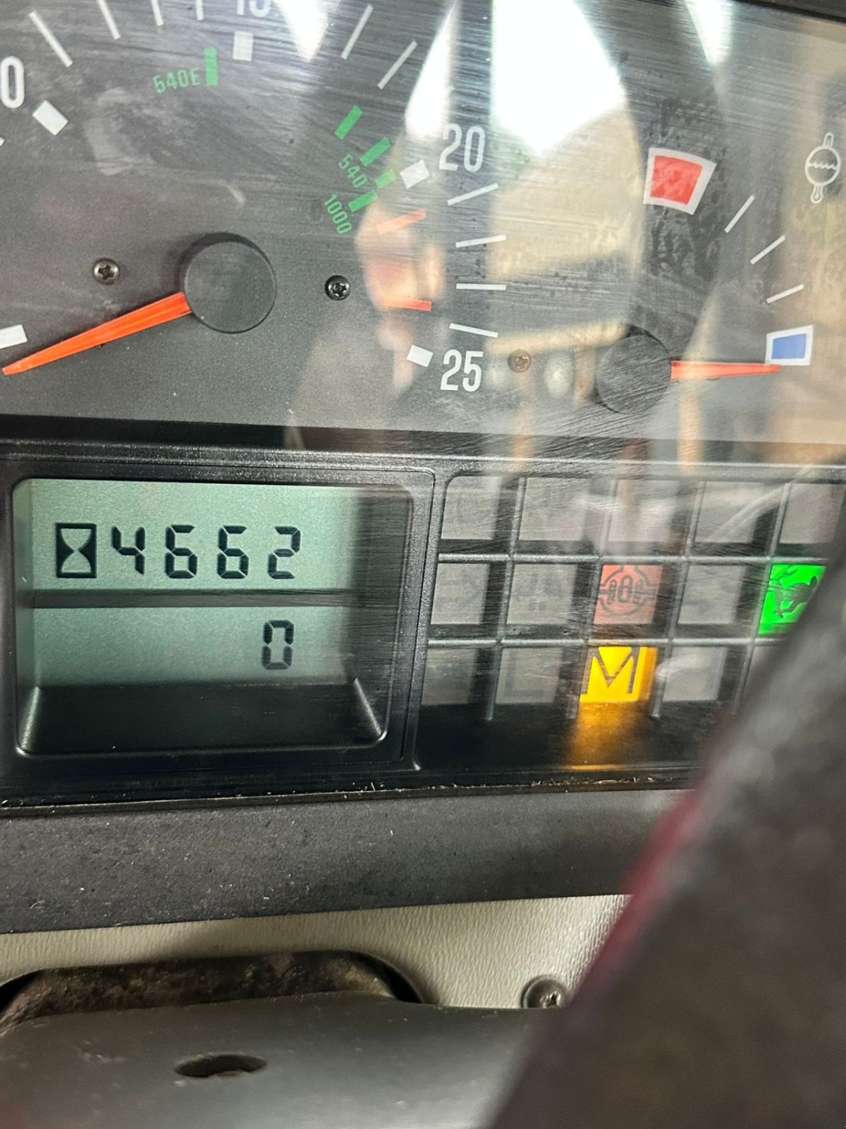 Traktor типа Massey Ferguson 4225, Gebrauchtmaschine в Linde (dr) (Фотография 5)