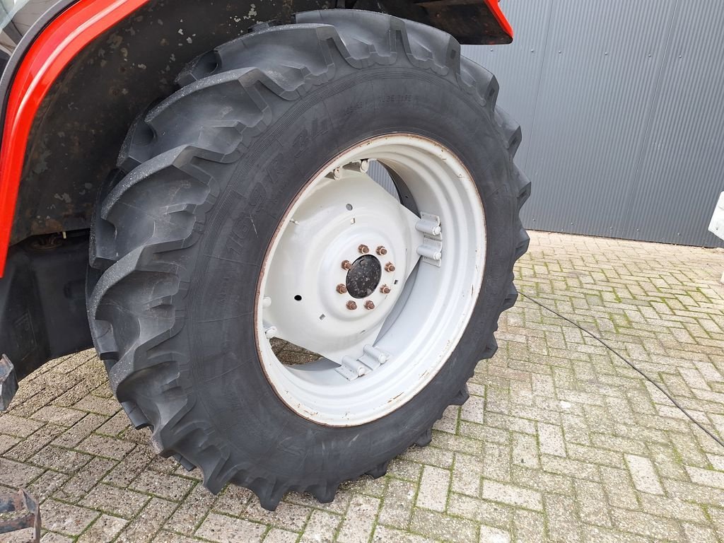 Traktor typu Massey Ferguson 4235, Gebrauchtmaschine v MARIENHEEM (Obrázek 7)