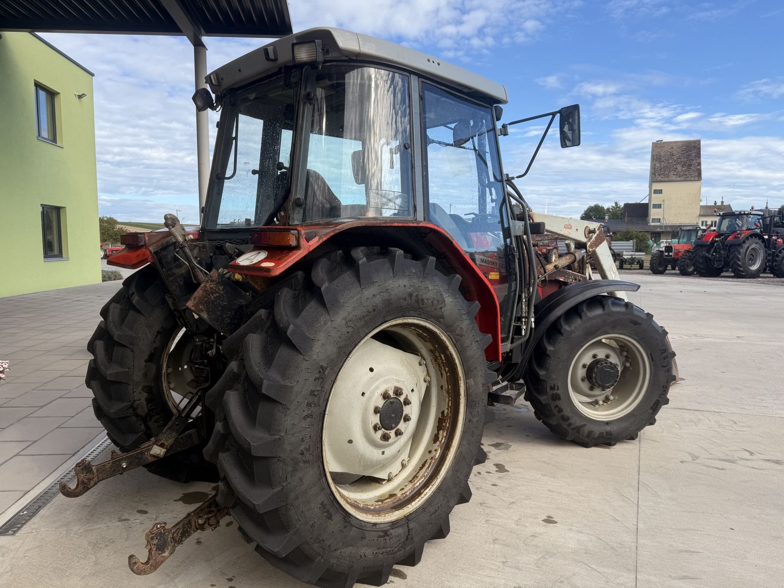Traktor des Typs Massey Ferguson 4245-4 KL, Gebrauchtmaschine in Hohenruppersdorf (Bild 5)
