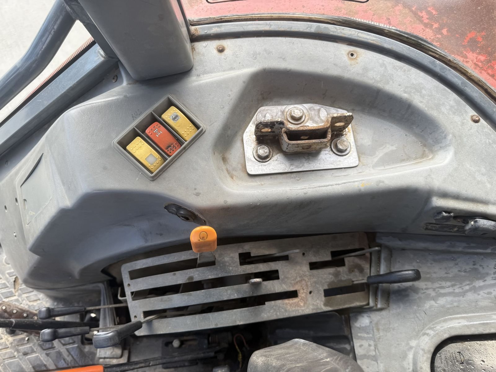 Traktor des Typs Massey Ferguson 4245-4 KL, Gebrauchtmaschine in Hohenruppersdorf (Bild 20)