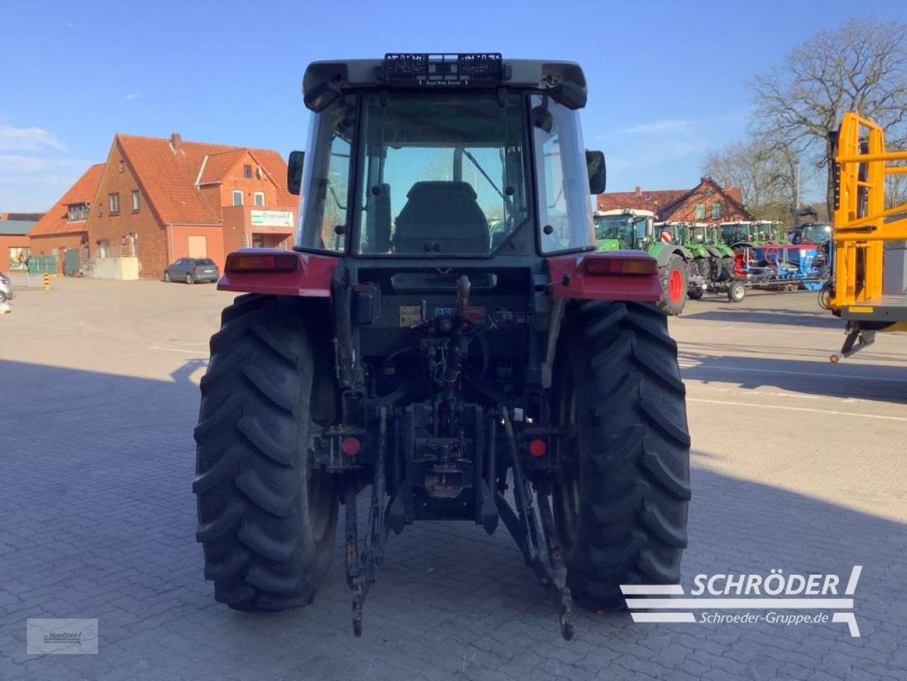 Traktor του τύπου Massey Ferguson 4245, Gebrauchtmaschine σε Völkersen (Φωτογραφία 7)