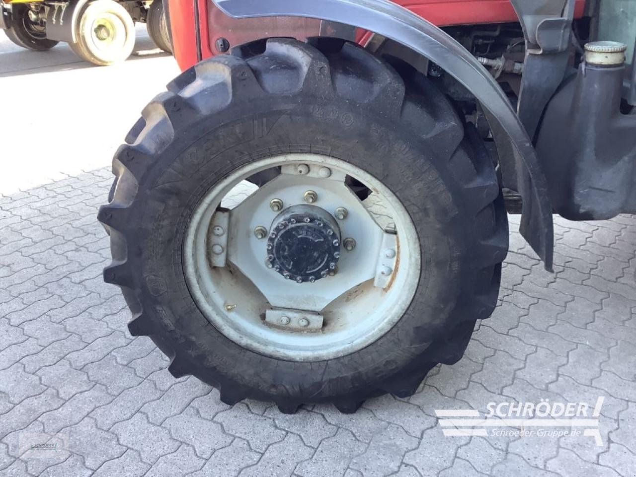 Traktor του τύπου Massey Ferguson 4245, Gebrauchtmaschine σε Völkersen (Φωτογραφία 12)