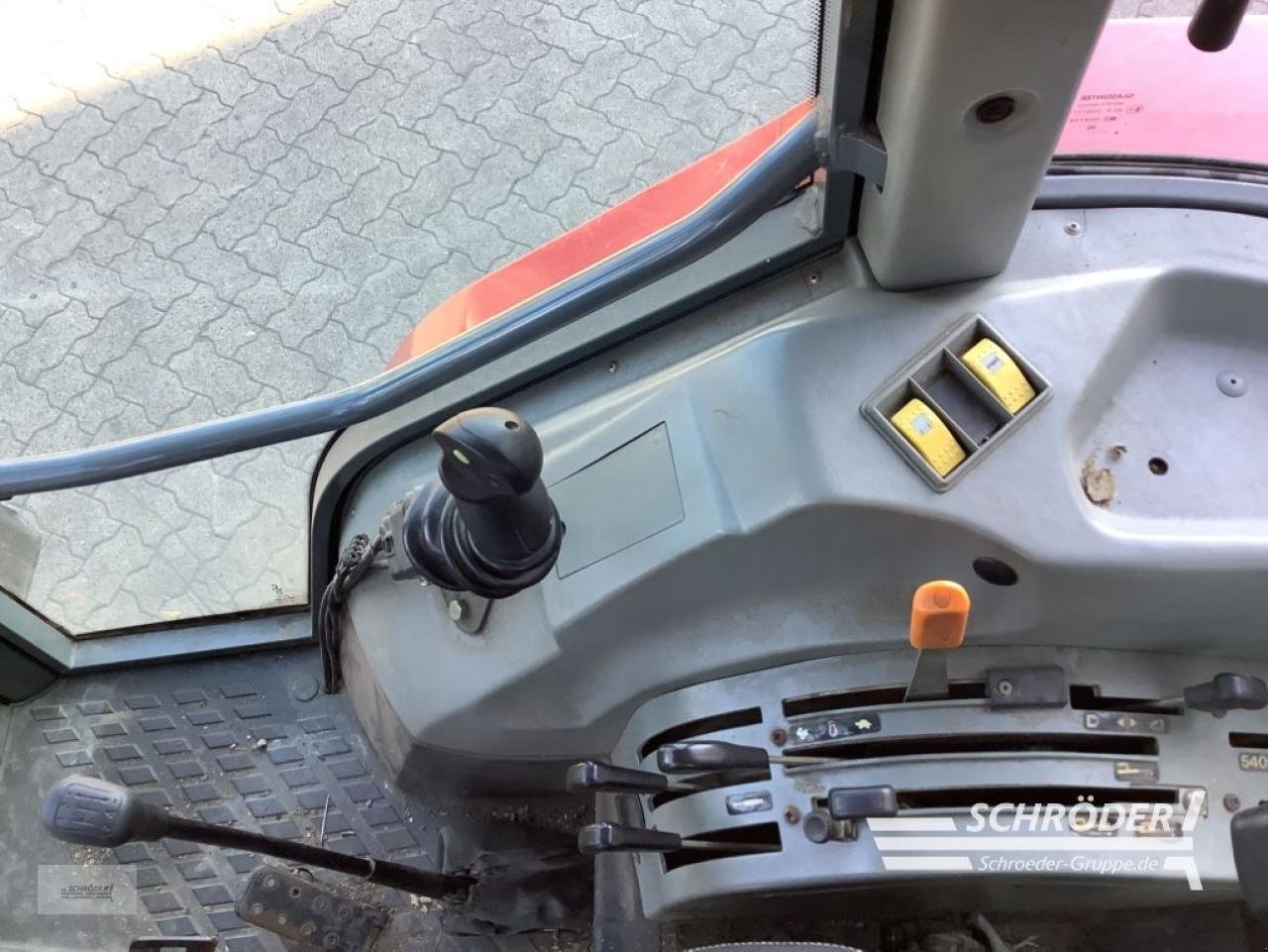 Traktor του τύπου Massey Ferguson 4245, Gebrauchtmaschine σε Völkersen (Φωτογραφία 15)