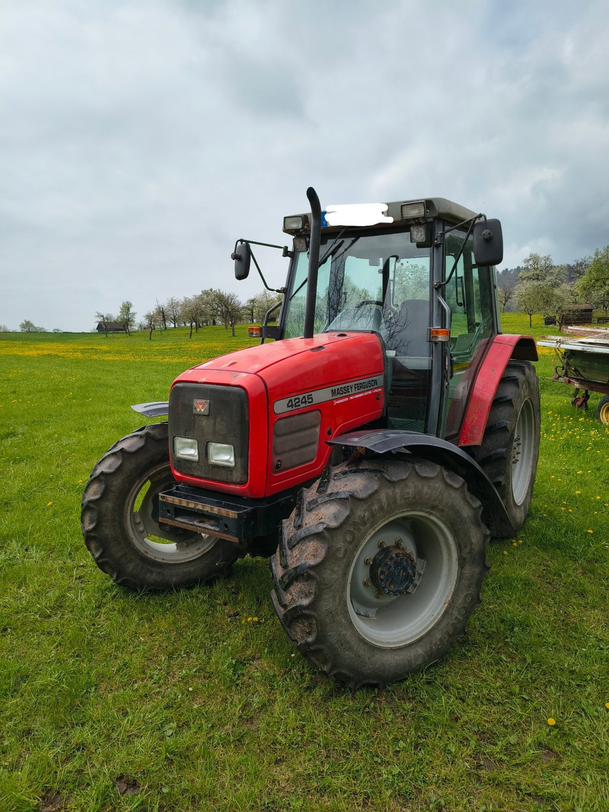 Traktor типа Massey Ferguson 4245, Gebrauchtmaschine в Ammerbuch (Фотография 1)