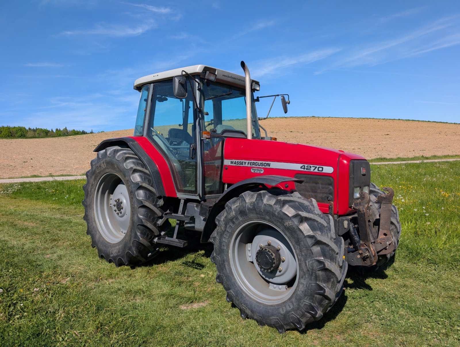 Traktor типа Massey Ferguson 4270, Gebrauchtmaschine в Meggenhofen (Фотография 1)
