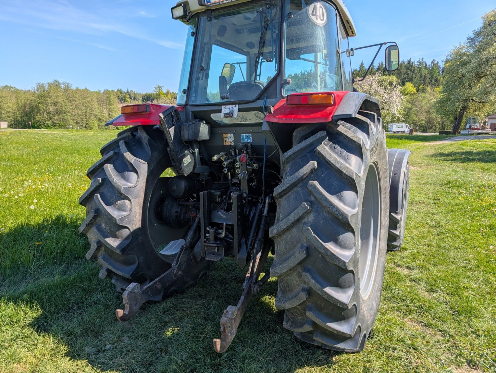 Traktor типа Massey Ferguson 4270, Gebrauchtmaschine в Meggenhofen (Фотография 3)