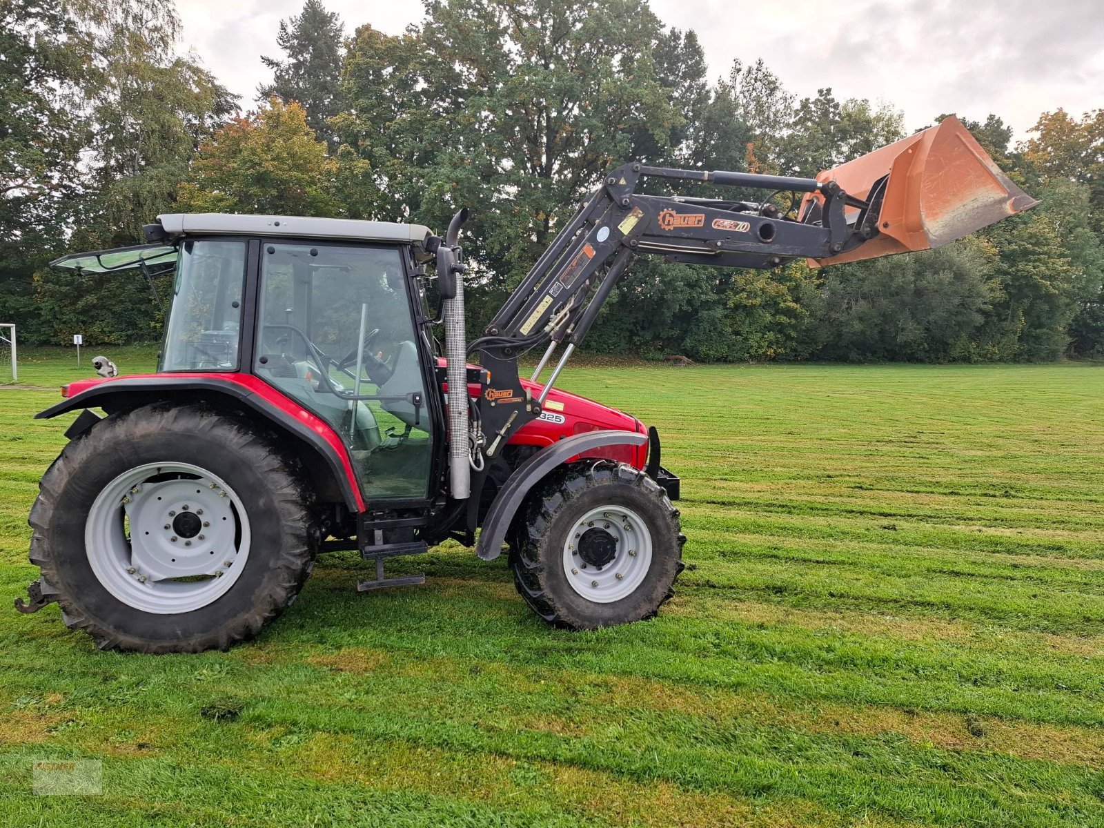 Traktor типа Massey Ferguson 4325, Gebrauchtmaschine в Pfoerring (Фотография 3)