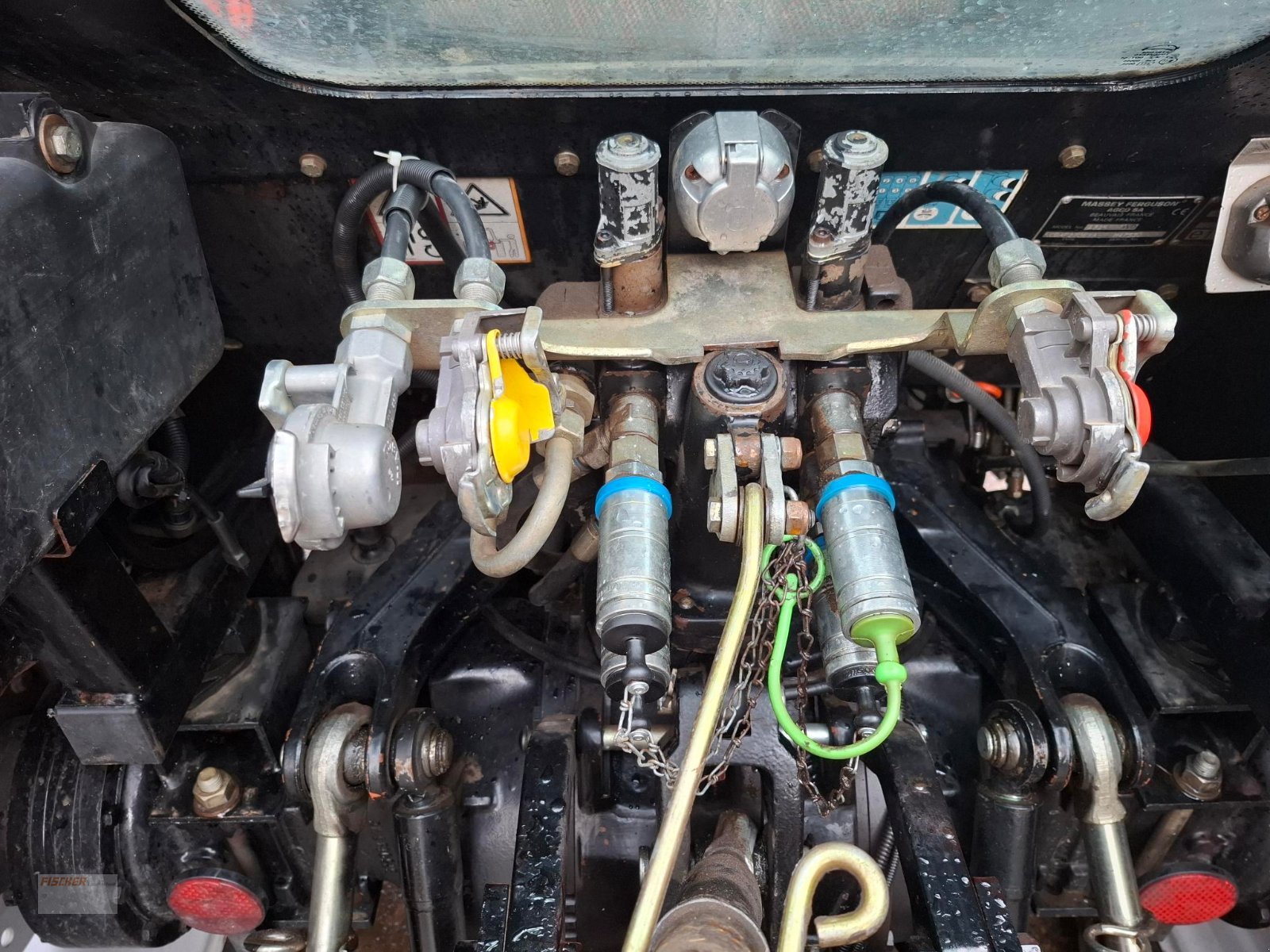 Traktor типа Massey Ferguson 4325, Gebrauchtmaschine в Pfoerring (Фотография 17)