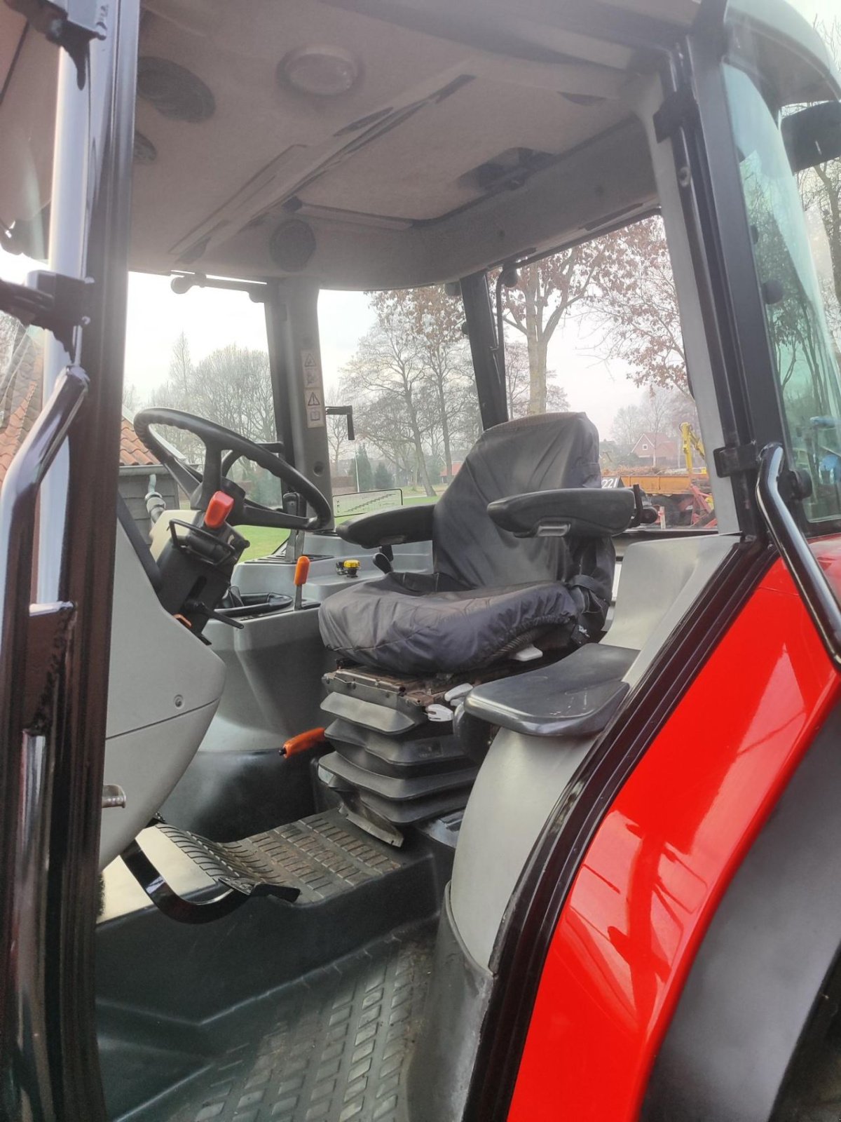 Traktor of the type Massey Ferguson 4325, Gebrauchtmaschine in Rouveen (Picture 5)