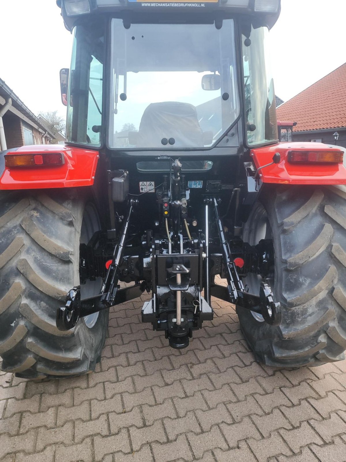 Traktor of the type Massey Ferguson 4325, Gebrauchtmaschine in Rouveen (Picture 4)