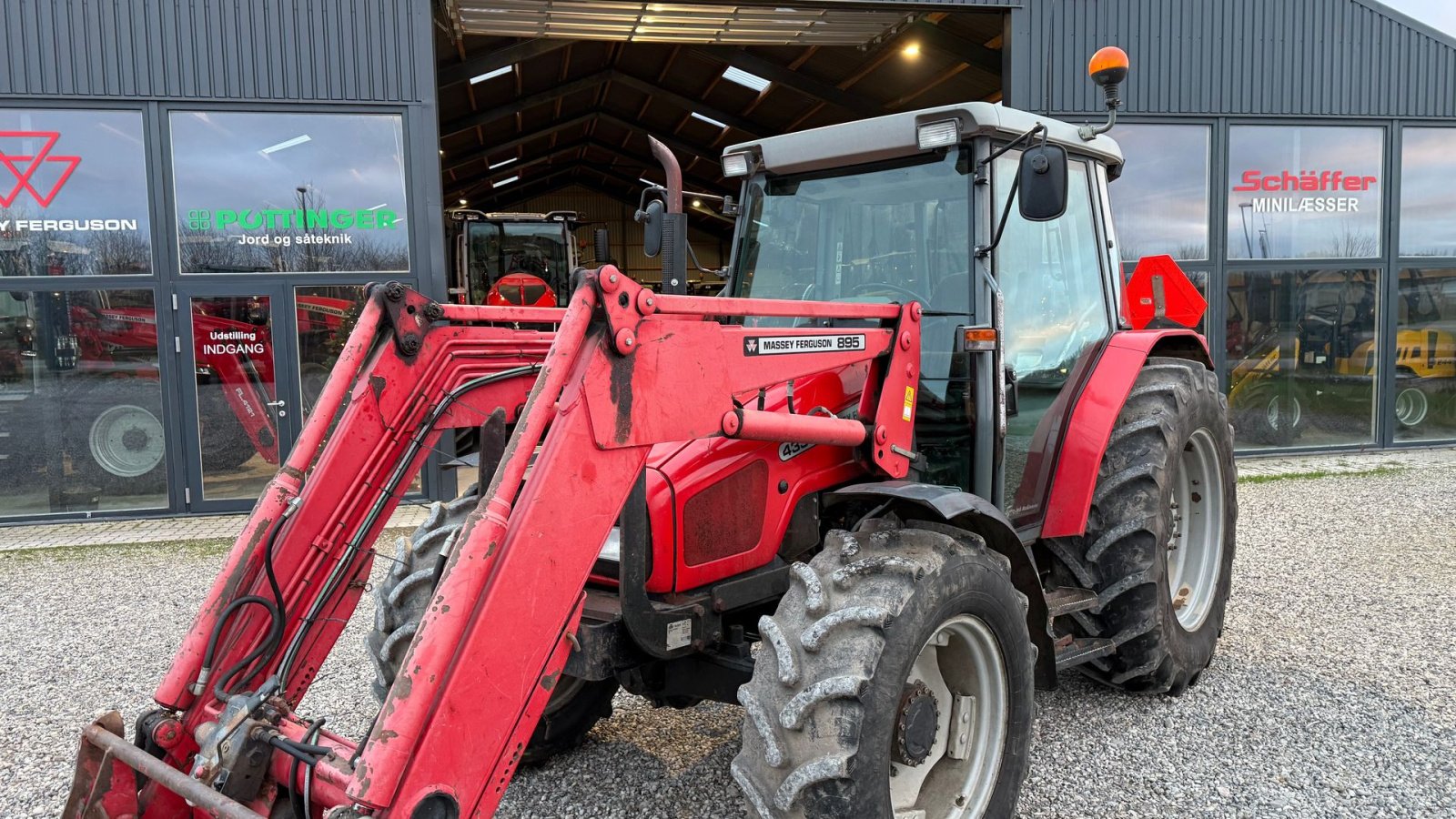 Traktor del tipo Massey Ferguson 4335, Gebrauchtmaschine en Hadsten (Imagen 2)