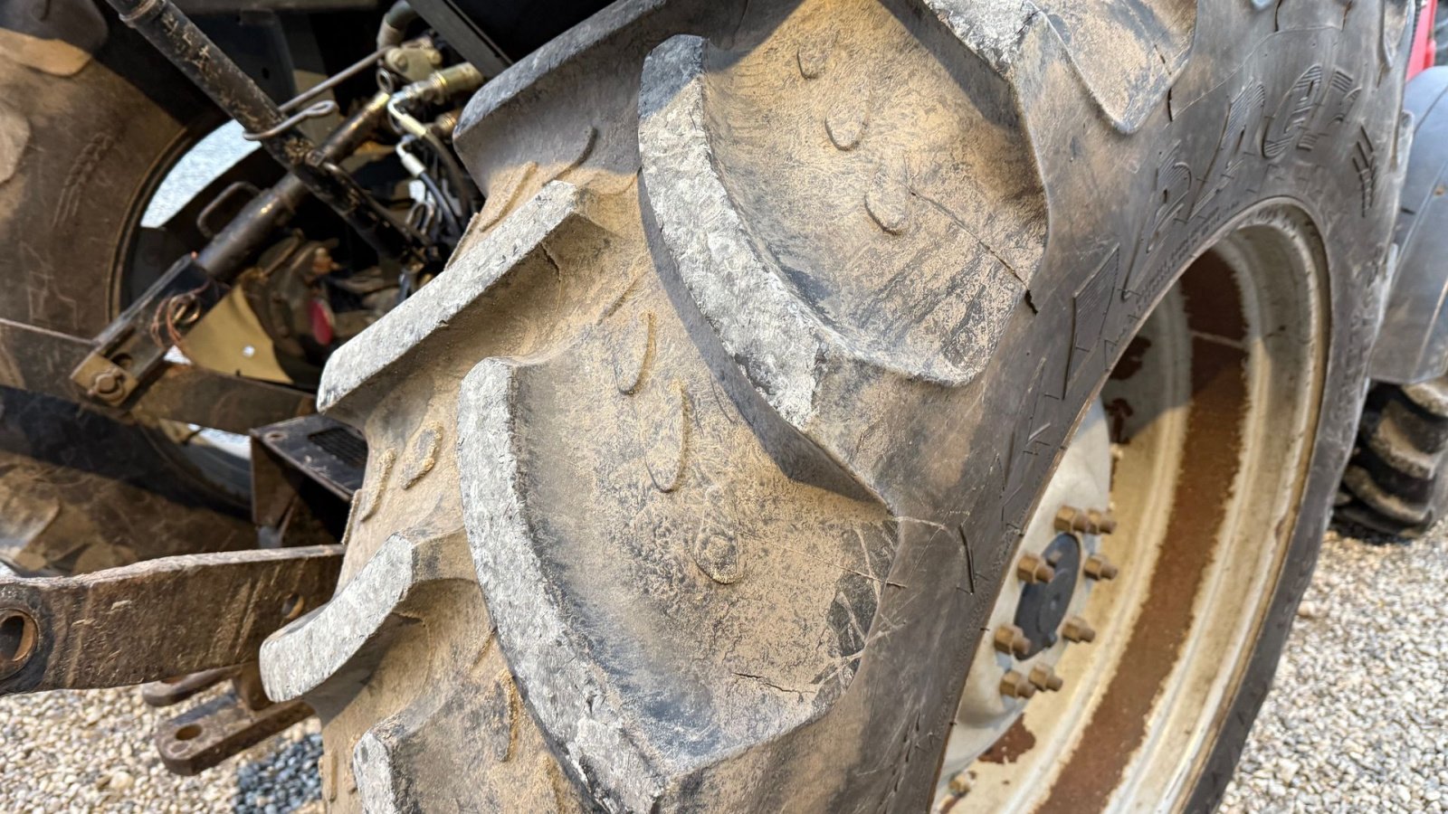 Traktor del tipo Massey Ferguson 4335, Gebrauchtmaschine en Hadsten (Imagen 5)