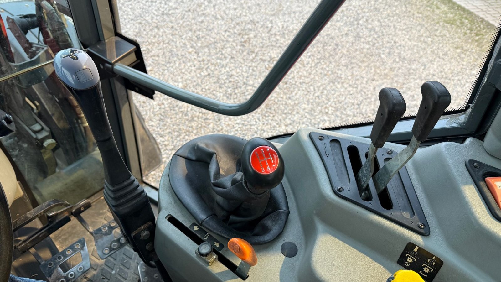 Traktor del tipo Massey Ferguson 4335, Gebrauchtmaschine en Hadsten (Imagen 12)