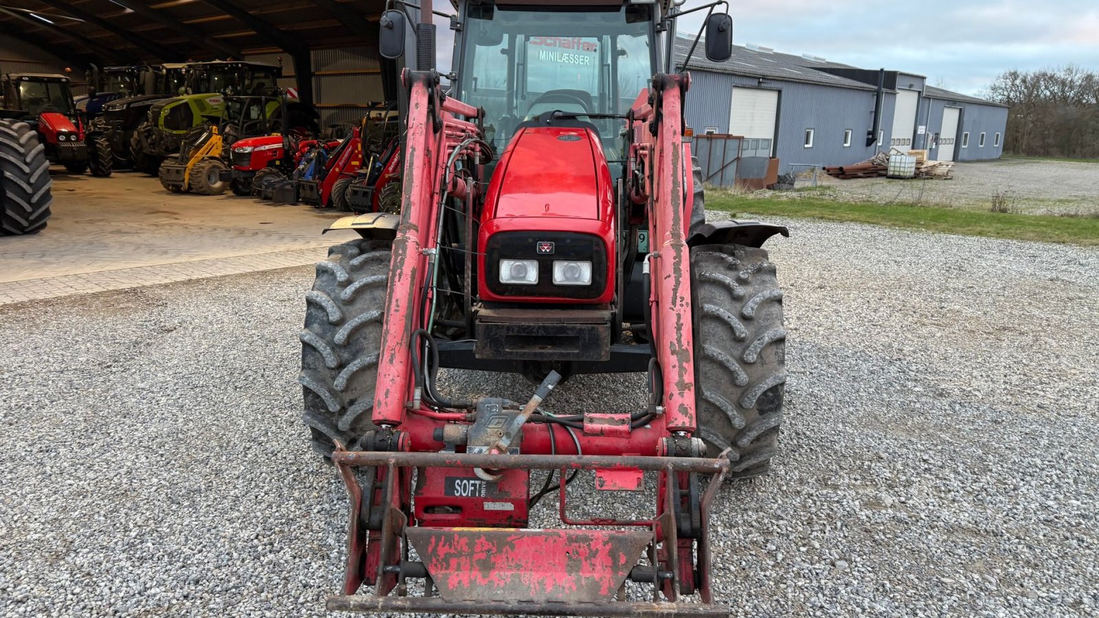 Traktor del tipo Massey Ferguson 4335, Gebrauchtmaschine en Hadsten (Imagen 3)
