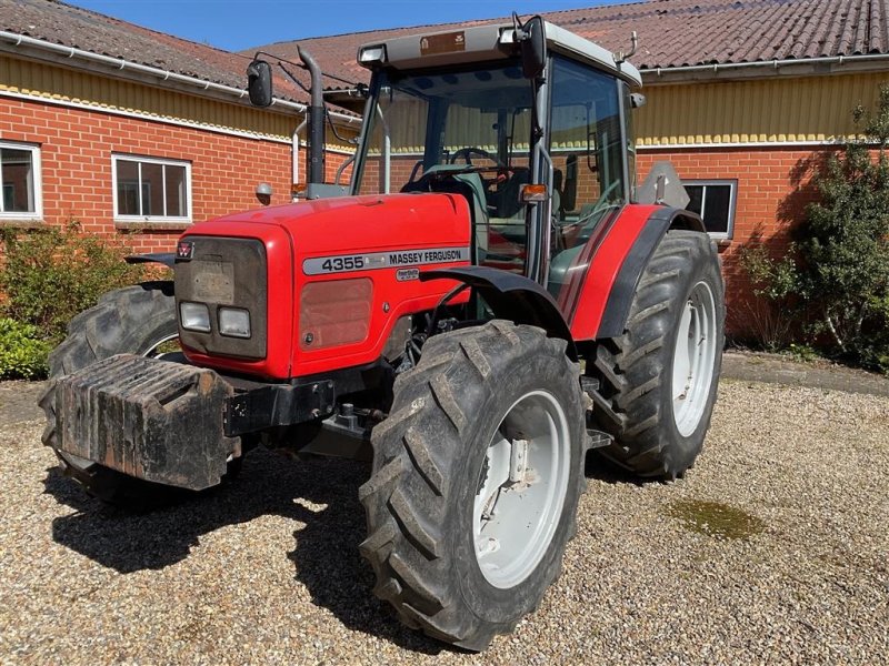 Traktor typu Massey Ferguson 4355 med frontlæsser, Gebrauchtmaschine w Varde