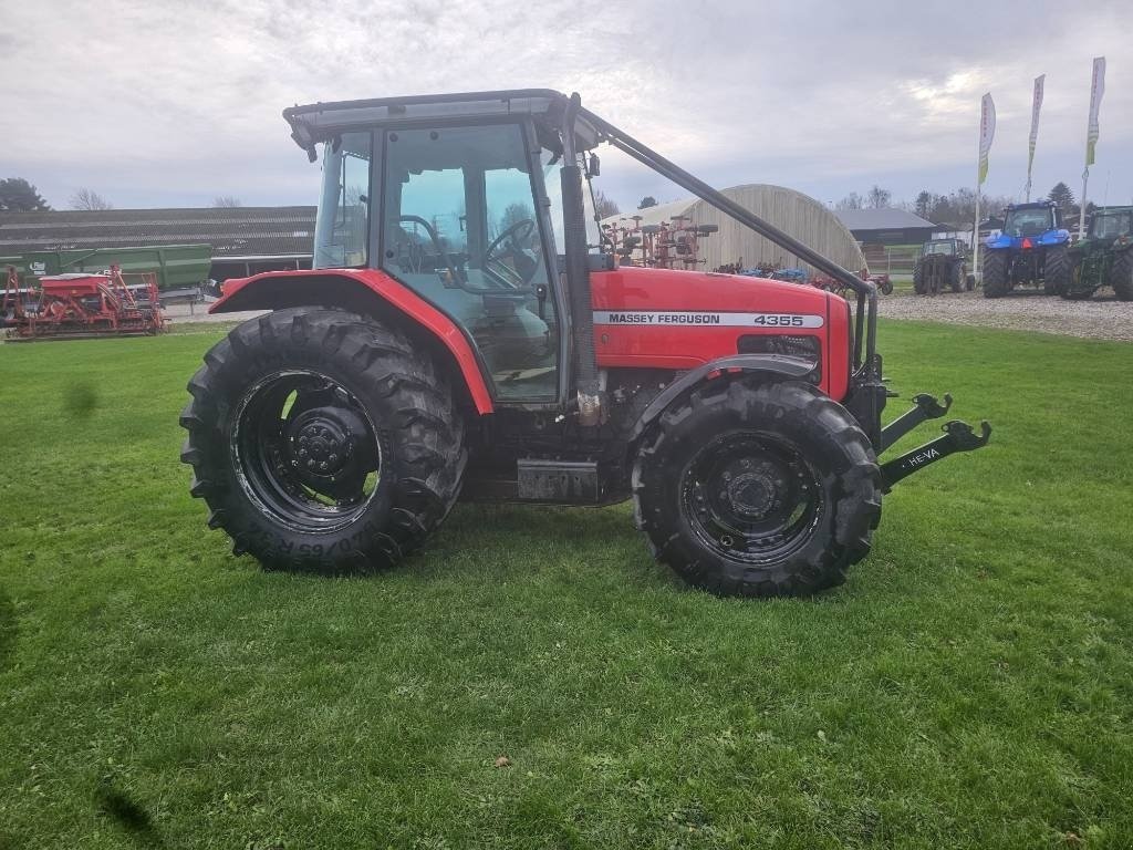 Traktor типа Massey Ferguson 4355, Gebrauchtmaschine в Ringe (Фотография 4)