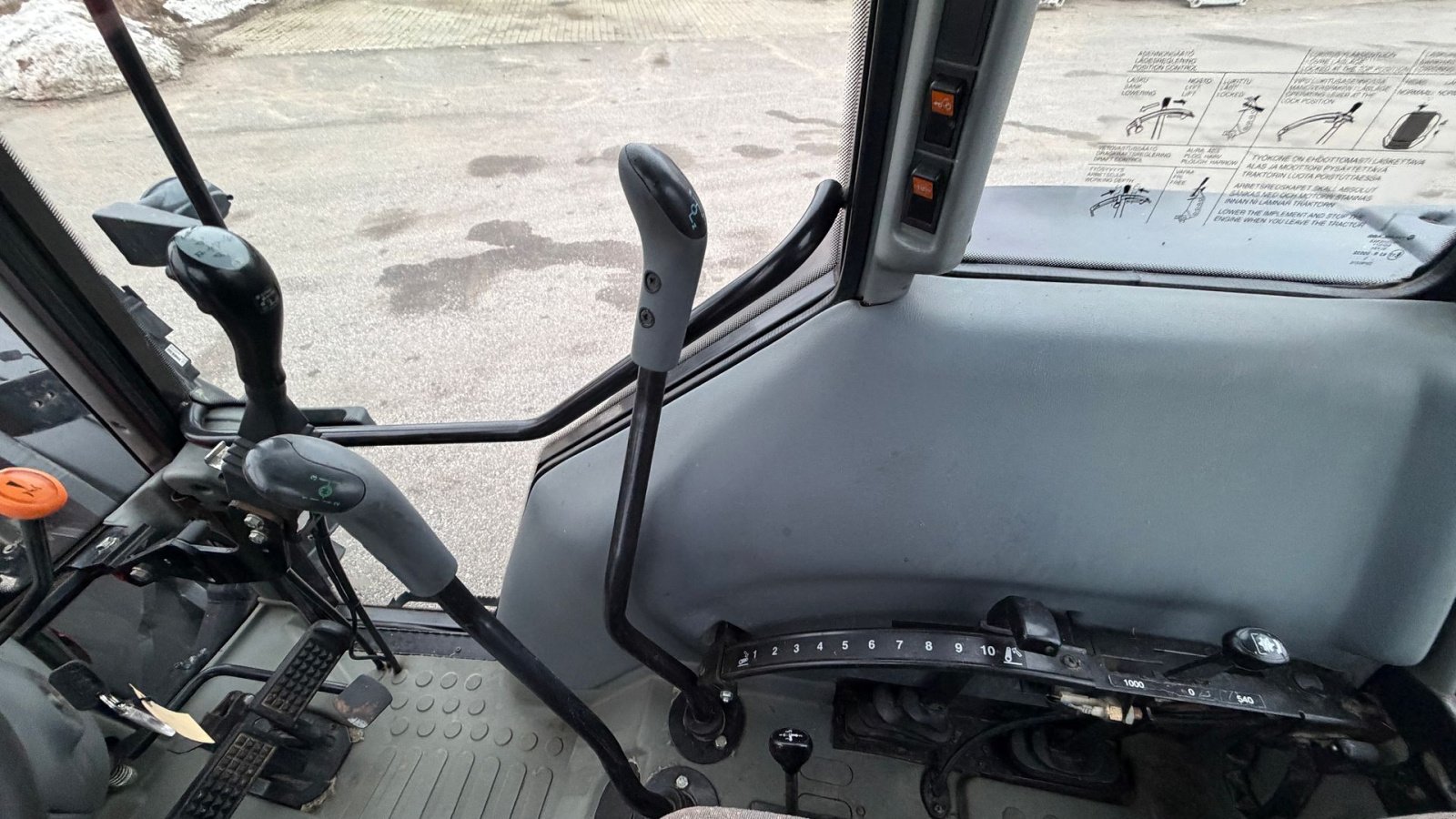 Traktor del tipo Massey Ferguson 4435 KUN 2900 TIMER!, Gebrauchtmaschine en Nørager (Imagen 17)