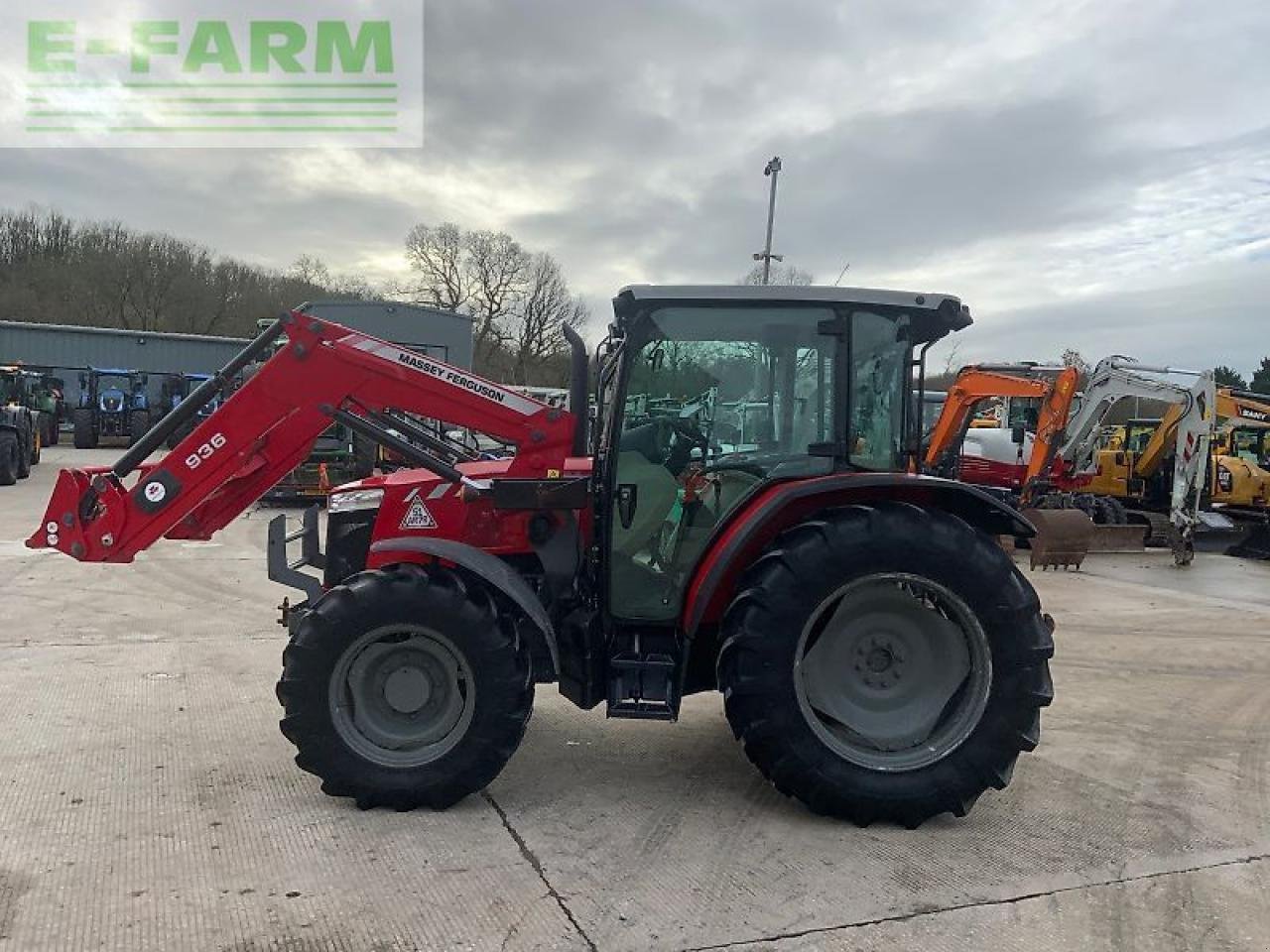 Traktor of the type Massey Ferguson 4707 tractor (st25398), Gebrauchtmaschine in SHAFTESBURY (Picture 7)
