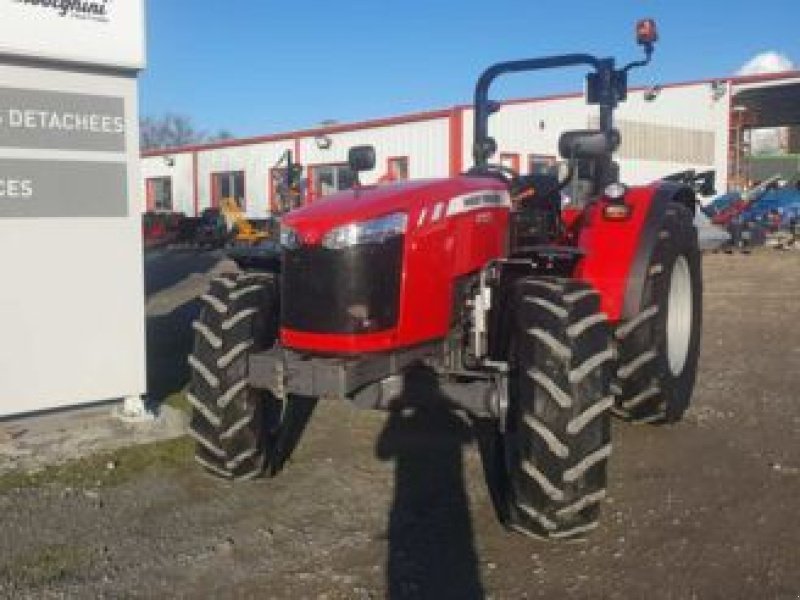 Traktor des Typs Massey Ferguson 4707, Gebrauchtmaschine in CIVENS (Bild 1)