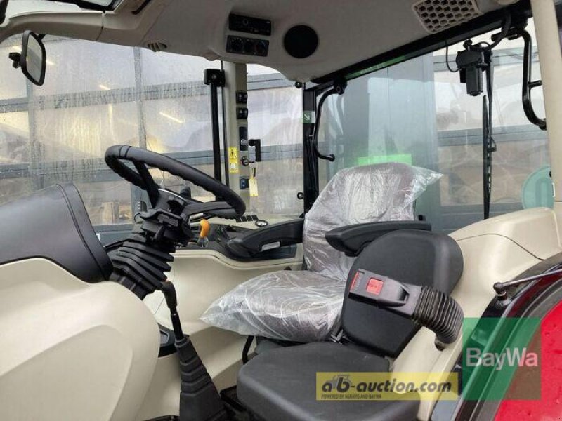 Traktor typu Massey Ferguson 4708 M ESSENTIAL, Gebrauchtmaschine w Wülfershausen (Zdjęcie 9)