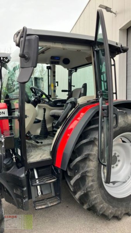 Traktor van het type Massey Ferguson 4708 M, Gebrauchtmaschine in Vohburg (Foto 29)