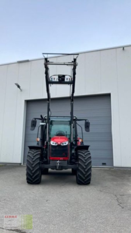 Traktor van het type Massey Ferguson 4708 M, Gebrauchtmaschine in Vohburg (Foto 2)