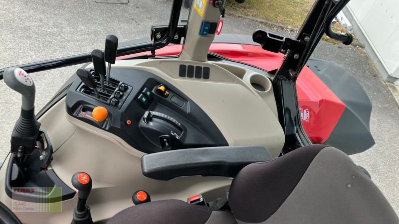 Traktor van het type Massey Ferguson 4708 M, Gebrauchtmaschine in Vohburg (Foto 5)