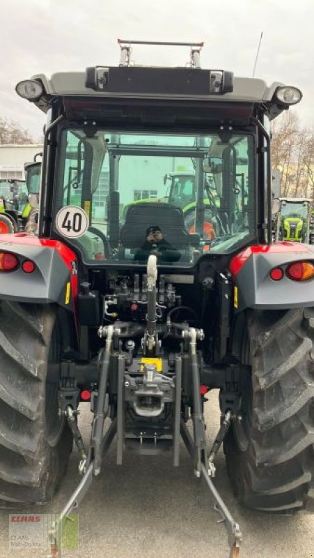 Traktor van het type Massey Ferguson 4708 M, Gebrauchtmaschine in Vohburg (Foto 27)