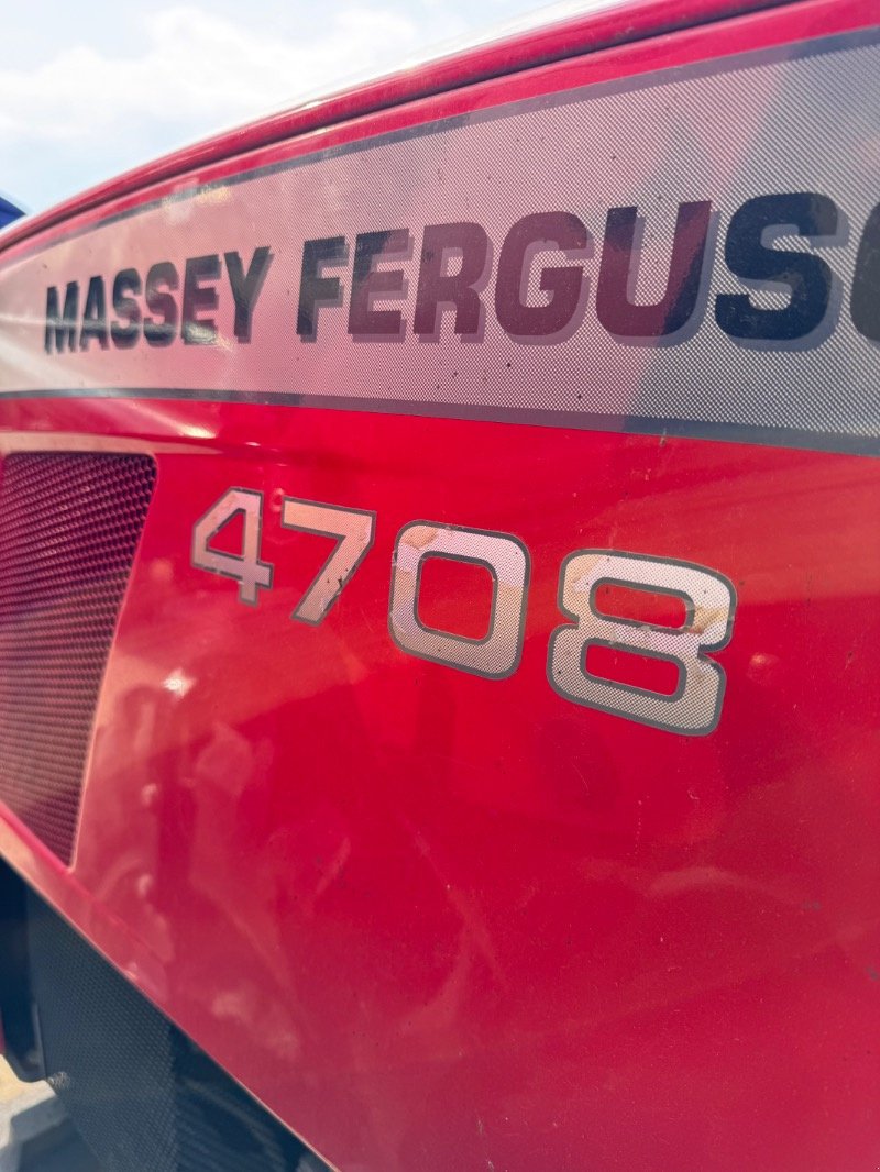 Traktor Türe ait Massey Ferguson 4708, Neumaschine içinde Löwenberger Land (resim 3)