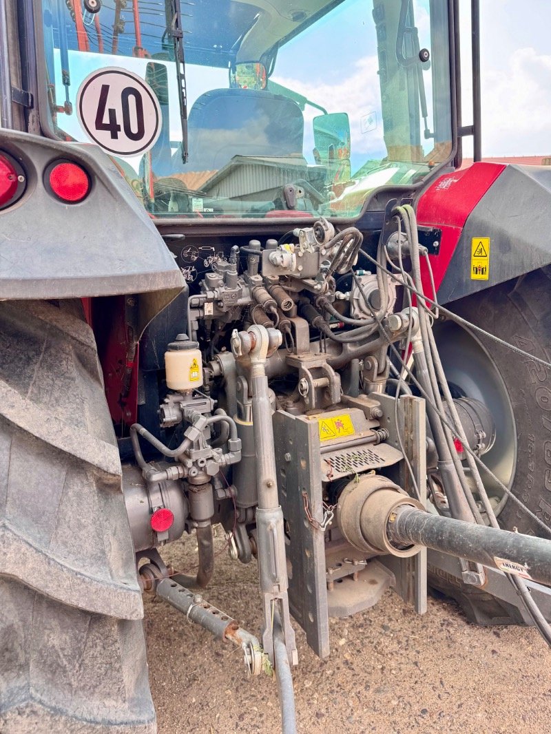 Traktor Türe ait Massey Ferguson 4708, Neumaschine içinde Löwenberger Land (resim 4)