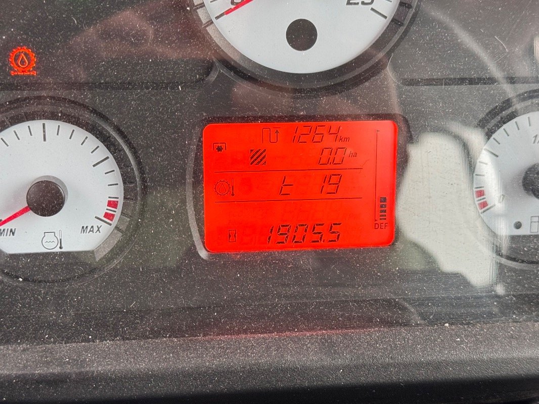 Traktor Türe ait Massey Ferguson 4708, Neumaschine içinde Löwenberger Land (resim 15)